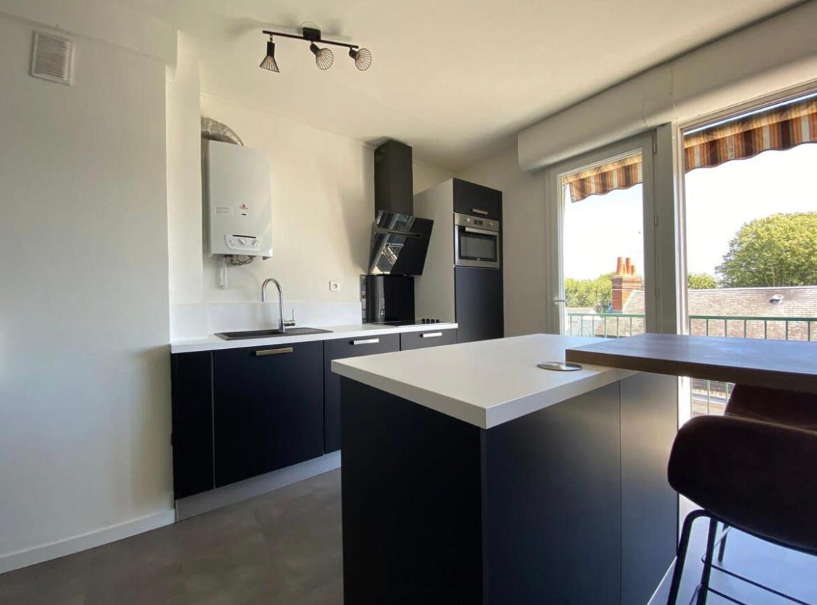 Vue Sur Les Toits De Tours Apartman Kültér fotó